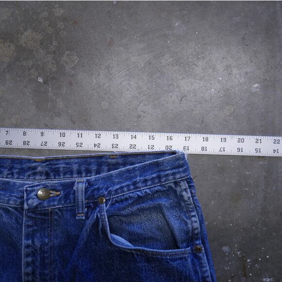 Vintage 90s Wrangler rugged Wear Made In USA Blue Jeans - Picture 4 of 8